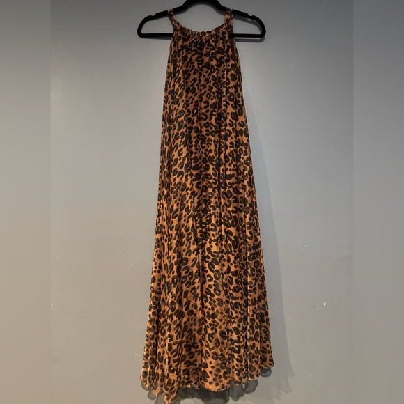 Chicwish Pleated Halter Maxi Dress in Brown and Black - Picture 11 of 11